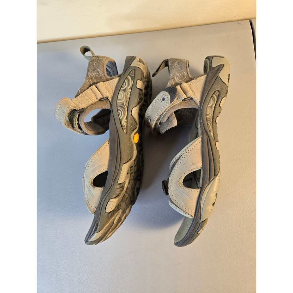 Women's Merrell Beige Gray Sandals Size 7 - Picture 3 of 9